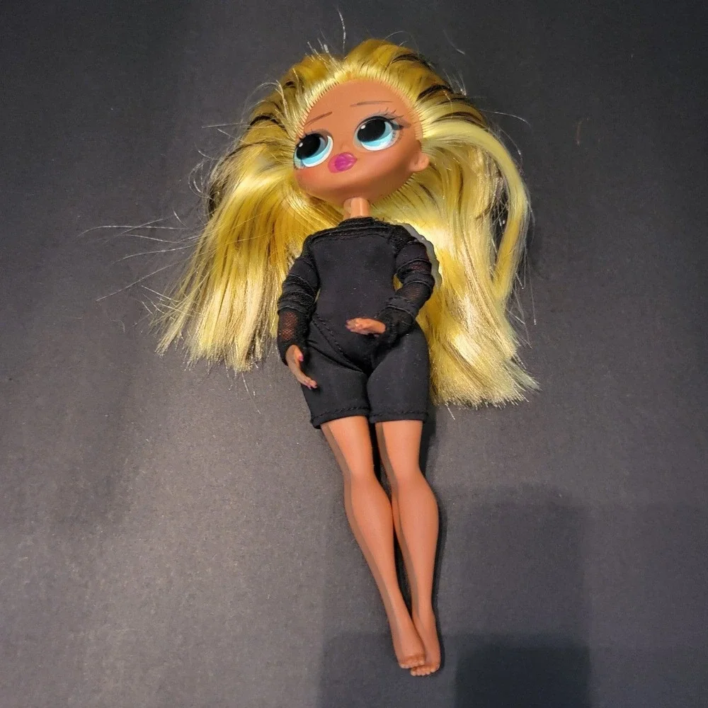 DollLOL Surprise! OMG Alt Grrrl 10